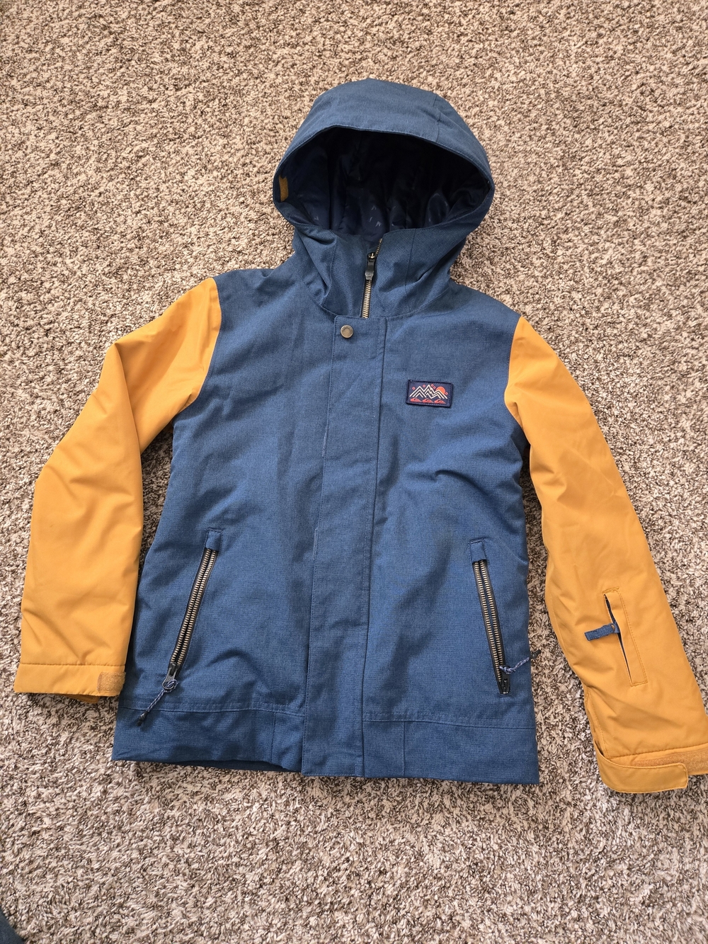 Quiksilver Youth Snowboard SKI Jacket Excellent Condition.